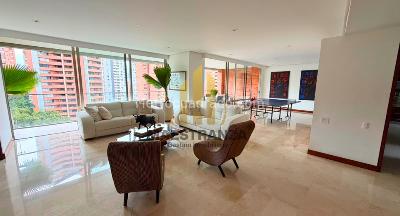 Apartamento en venta en El Poblado, Medellín · foto 2 de 20