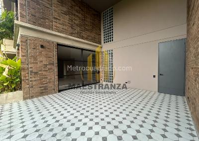 Apartamento de 2 alcobas en venta en El Poblado, Medellín, 139 m² · foto 4 de 15