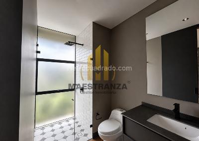 Apartamento de 2 alcobas en venta en El Poblado, Medellín, 139 m² · foto 7 de 15
