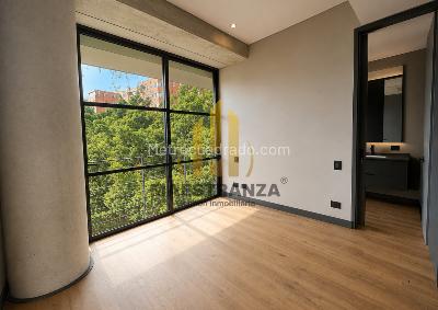 Apartamento de 2 alcobas en venta en El Poblado, Medellín, 139 m² · foto 9 de 15