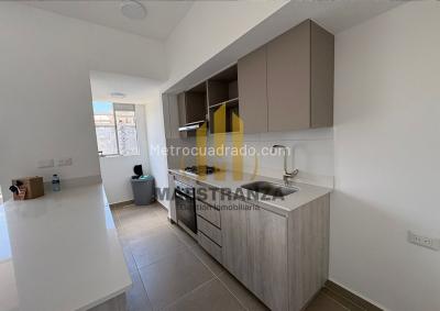 Apartamento de 3 alcobas en venta en El Poblado, Medellín, 100 m² · foto 4 de 13