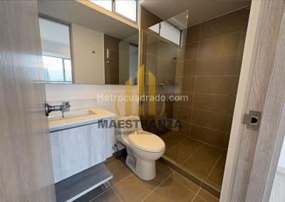 Apartamento de 3 alcobas en venta en El Poblado, Medellín, 100 m² · foto 7 de 13