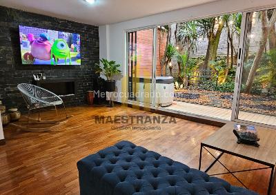 Casa de 4 alcobas en venta en El Poblado, Medellín, 205 m² · foto 2 de 20