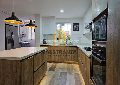 Casa de 4 alcobas en venta en El Poblado, Medellín, 205 m² · foto 3 de 20