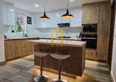 Casa de 4 alcobas en venta en El Poblado, Medellín, 205 m² · foto 6 de 20