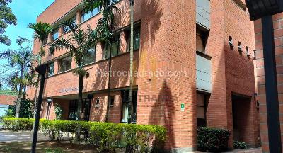 Edificio de Oficinas en Arriendo, La Gabriela, Bello