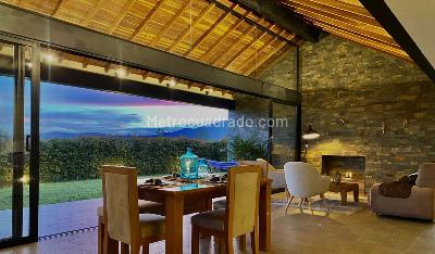 Casa de 4 alcobas en venta en San Felix, Bello · foto 3 de 17