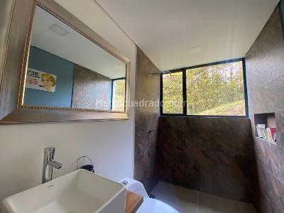 Casa de 4 alcobas en venta en San Felix, Bello · foto 14 de 17