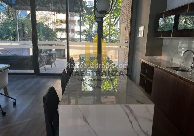 Apartamento de 2 alcobas en venta en El Poblado, Medellín, 172 m² · foto 11 de 17