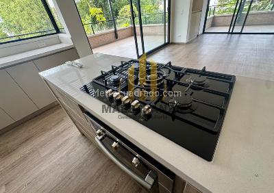 Apartamento de 2 alcobas en venta en El Poblado, Medellín, 172 m² · foto 13 de 17