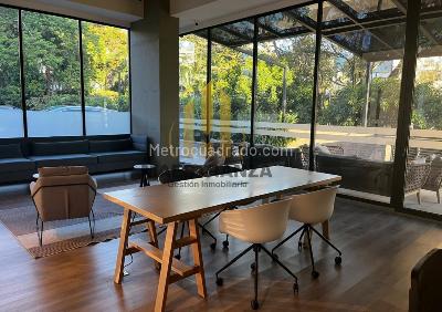 Apartamento de 2 alcobas en venta en El Poblado, Medellín, 172 m² · foto 2 de 17