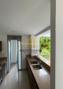 Apartamento en venta en El Poblado, Medellín · foto 3 de 20
