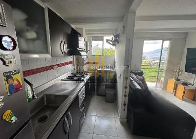 Apartamento de 3 alcobas en arriendo en Belen, Medellín, 55 m² · foto 2 de 20