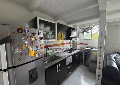 Apartamento de 3 alcobas en arriendo en Belen, Medellín, 55 m² · foto 3 de 20