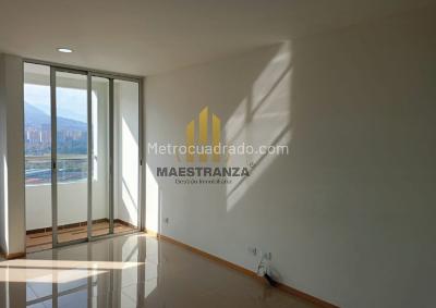 Apartaestudio en venta en Manchester, Bello, 33 m² · foto 2 de 12