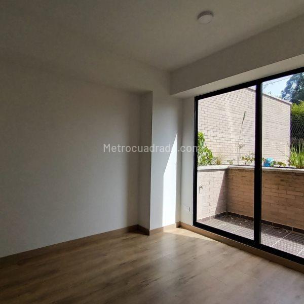 2BR Apartment in Vereda El Carmen (53 m²) - 4