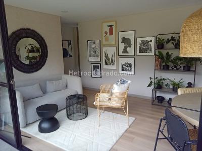 Apartamento de 2 alcobas en venta en Mirador Valle De San Nicolas, Rionegro, 68 m² · foto 1 de 13