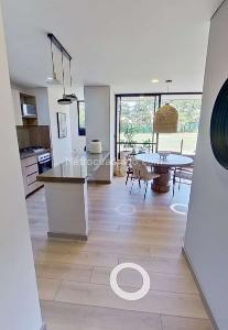 Apartamento de 2 alcobas en venta en Mirador Valle De San Nicolas, Rionegro, 68 m² · foto 2 de 13