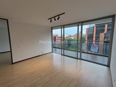 Apartamento en arriendo en El Poblado, Medellín · foto 7 de 15