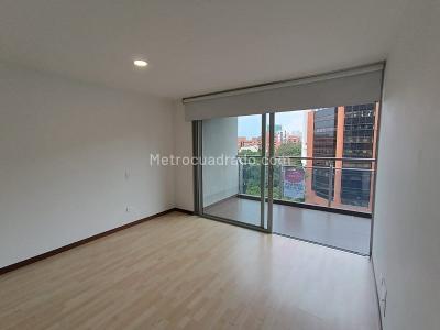 Apartamento en arriendo en El Poblado, Medellín · foto 13 de 15