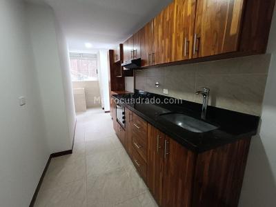 Apartamento de 2 alcobas en arriendo en El Poblado, Medellín, 128 m² · foto 5 de 18