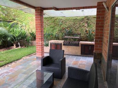 Casa de 4 alcobas en venta en Los Alcazares, Sabaneta, 470 m² · foto 7 de 11