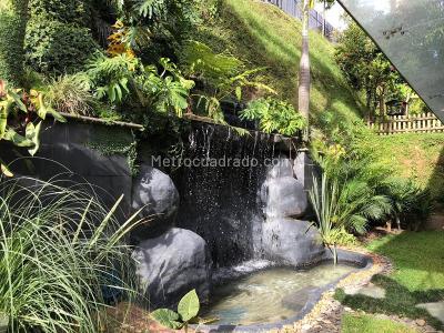 Casa de 4 alcobas en venta en Los Alcazares, Sabaneta, 470 m² · foto 11 de 11
