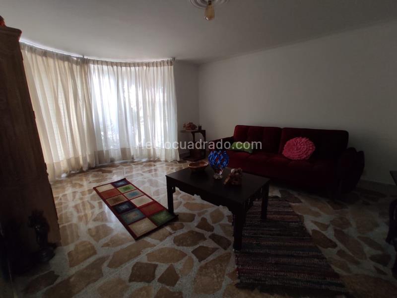 Spacious 5BR House in El Estadio - 2