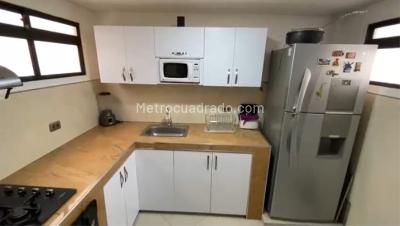 Casa de 3 alcobas en venta en Aranjuez, Medellín, 234 m² · foto 4 de 11