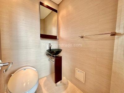 Apartamento de 4 alcobas en venta en Laureles, Medellín, 495 m² · foto 11 de 20