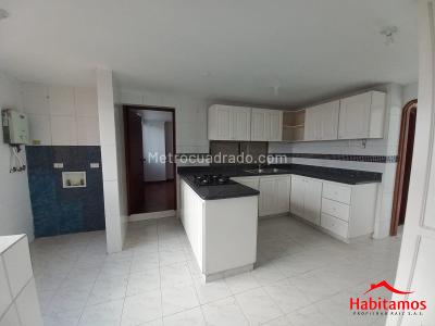 Apartamento de 4 alcobas en venta en Laureles, Medellín, 187 m² · foto 7 de 20