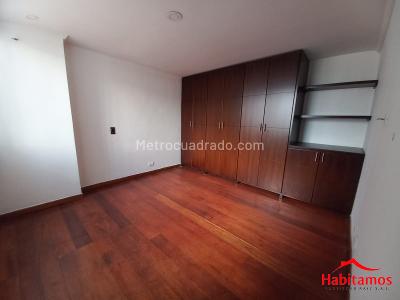 Apartamento de 4 alcobas en venta en Laureles, Medellín, 187 m² · foto 10 de 20