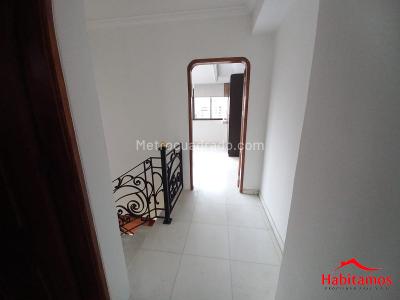 Apartamento de 4 alcobas en venta en Laureles, Medellín, 187 m² · foto 15 de 20