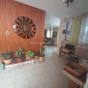 Apartamento en venta en Calasanz, Medellín · foto 2 de 17
