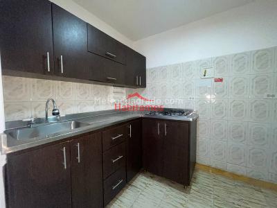Casa de 4 alcobas en venta en Campo Valdes 1, Medellín, 98 m² · foto 2 de 11