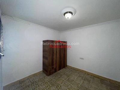 Casa de 4 alcobas en venta en Campo Valdes 1, Medellín, 98 m² · foto 7 de 11