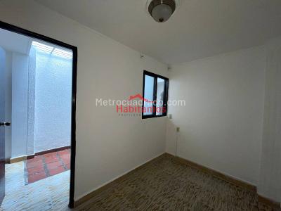 Casa de 4 alcobas en venta en Campo Valdes 1, Medellín, 98 m² · foto 8 de 11