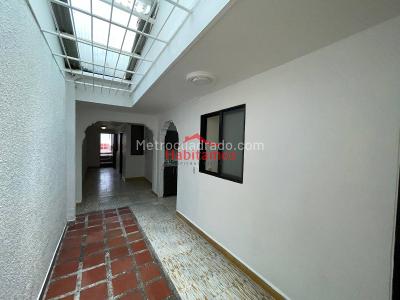 Casa de 4 alcobas en venta en Campo Valdes 1, Medellín, 98 m² · foto 11 de 11