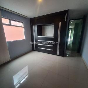 Apartamento en venta en Laureles, Medellín · foto 8 de 20