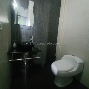 Apartamento en venta en Laureles, Medellín · foto 9 de 20