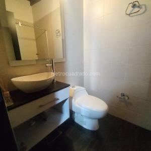 Apartamento en venta en Laureles, Medellín · foto 19 de 20