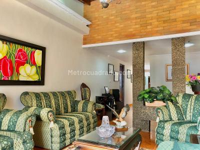 Apartamento en venta en La America, Medellín · foto 2 de 20