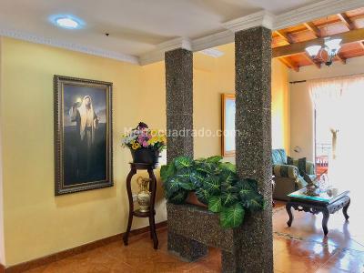 Apartamento en venta en La America, Medellín · foto 3 de 20