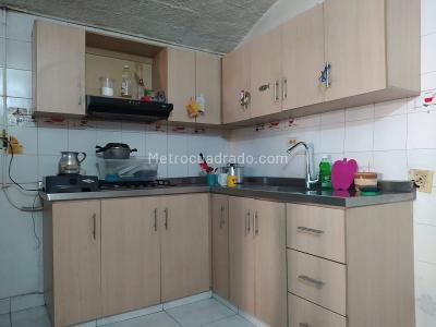 Casa de 1 alcoba en venta en La Floresta, Medellín, 55 m² · foto 2 de 6