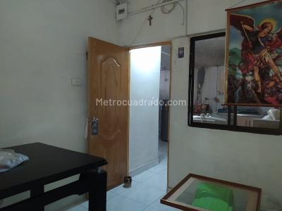 Casa de 1 alcoba en venta en La Floresta, Medellín, 55 m² · foto 4 de 6