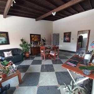 Apartamento en venta en Laureles, Medellín · foto 3 de 15
