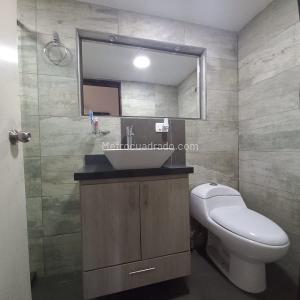 Apartamento en venta en Laureles, Medellín · foto 9 de 15