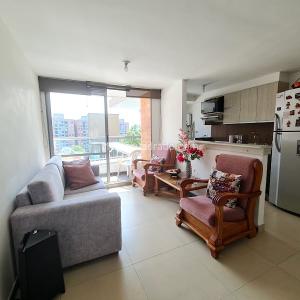 Apartamento en venta en Loma Del Barro, Envigado · foto 2 de 16