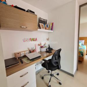 Apartamento en venta en Loma Del Barro, Envigado · foto 7 de 16