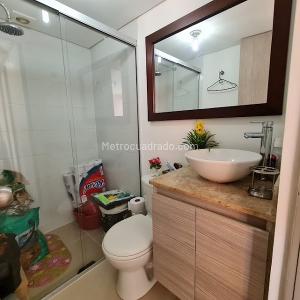 Apartamento en venta en Loma Del Barro, Envigado · foto 10 de 16
